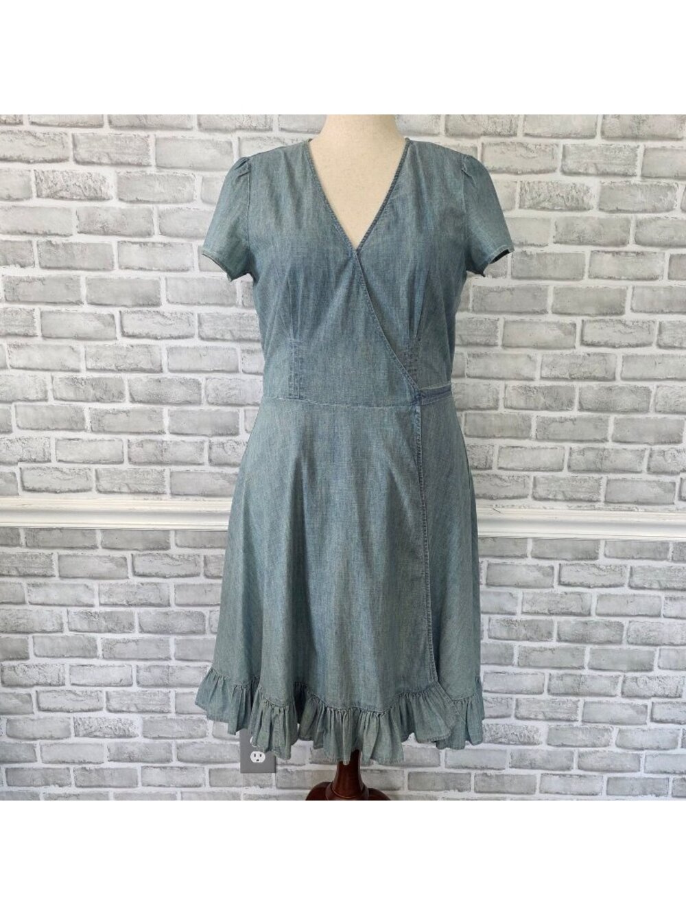 Polo Ralph Lauren Denim Wrap Dress 14 Blue Chambray V-Neck Cottage Mini Dress
